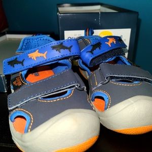 OshKosh Light-up Sandals